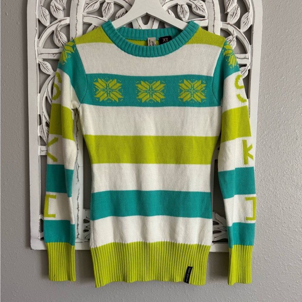 Obermeyer Vintage Ski Sweater‎ Striped Nordic/Snowflake Pattern Size XS